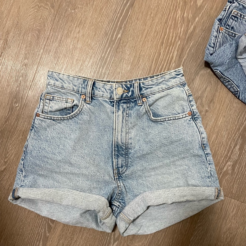 Zara mom jean shorts never worn